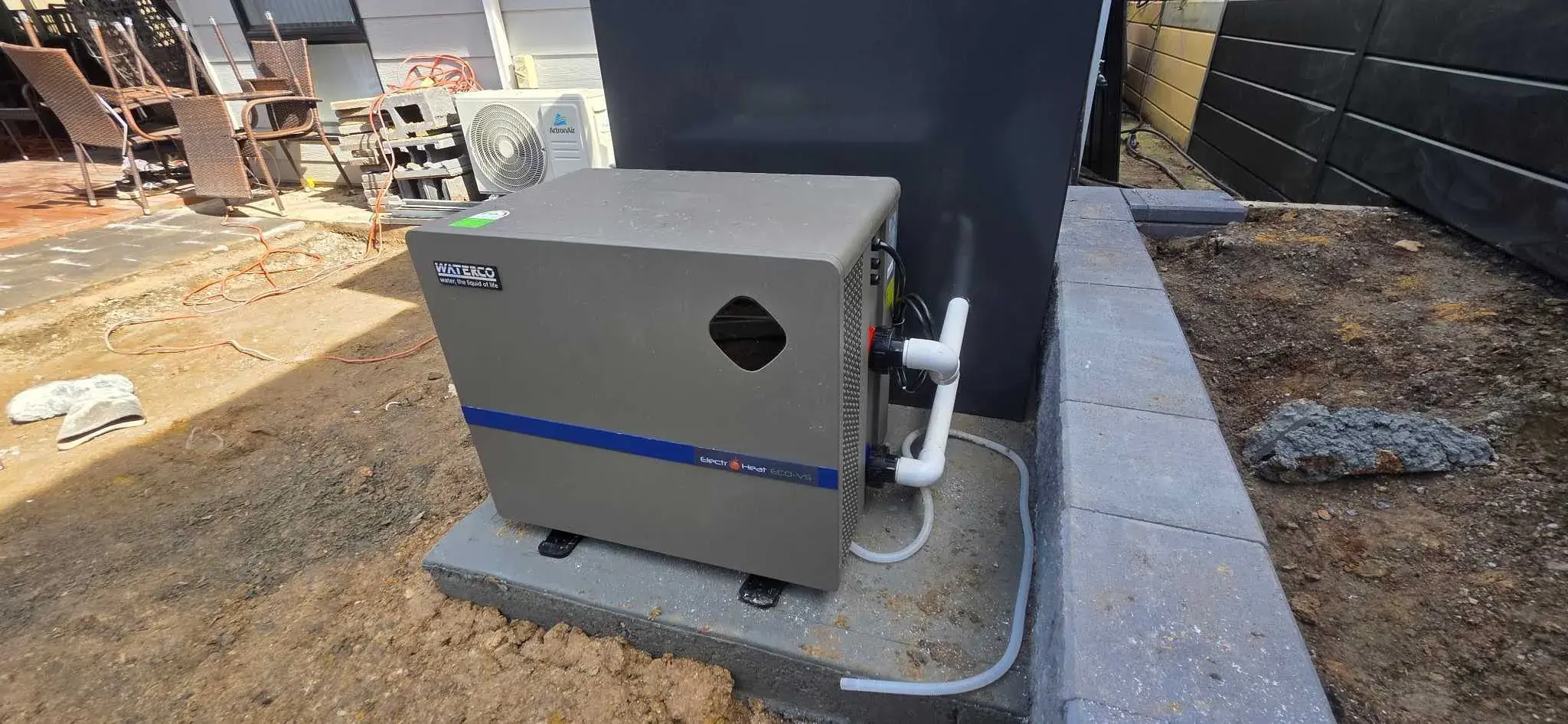 Mineral X filtration system with Waterco Micron ECO filter